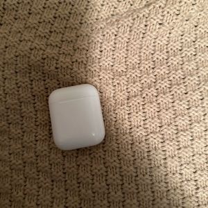 AirPods CASE (2nd generation)